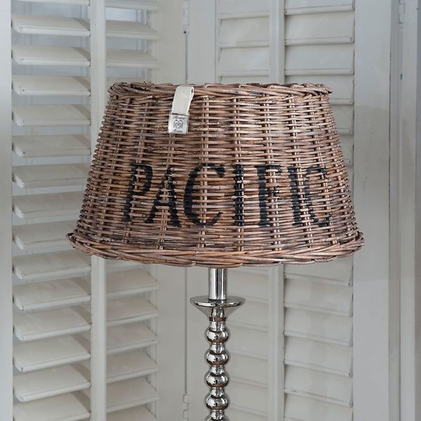 Rustic rattan pacific L