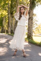 Lois top, butter cream