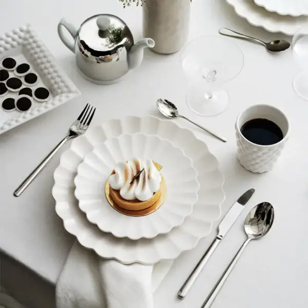 Oyster plate 28cm, white