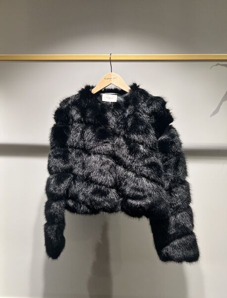 Paula faux fur jacket, noir