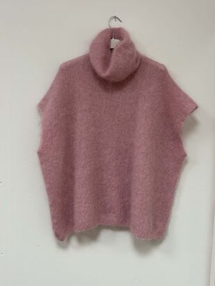 Turtleneck mohair vest, baby pink