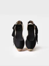 Calonge, black