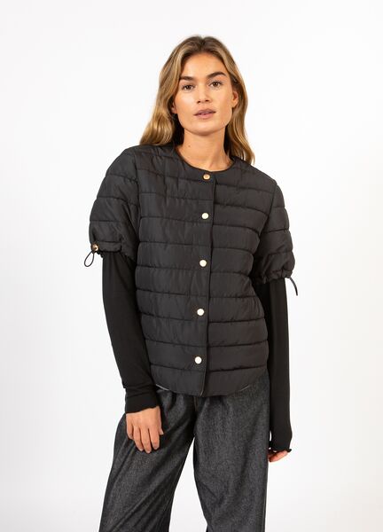Asta quilted short sleeved jacket, black