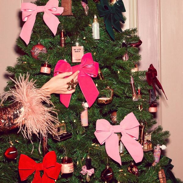 Velvet bow with clip set of 2, green