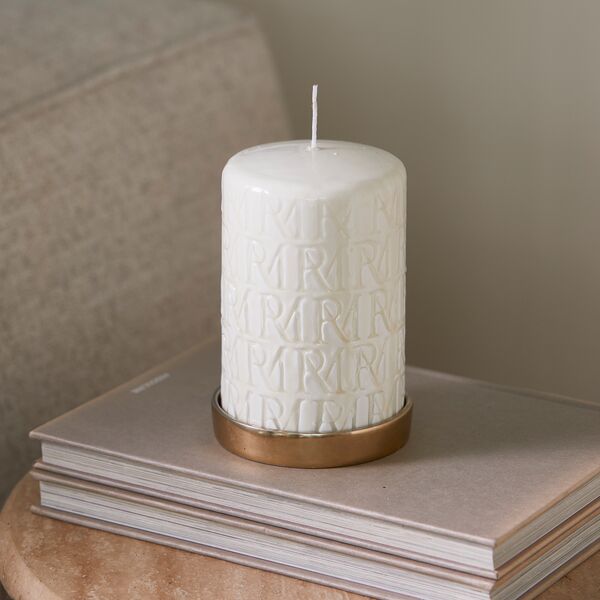 RM monogram pillar candle 9,5x15, white