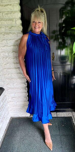 Pliseerattu mekko, blue