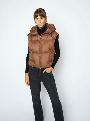 Kiara tally down vest, downtown
