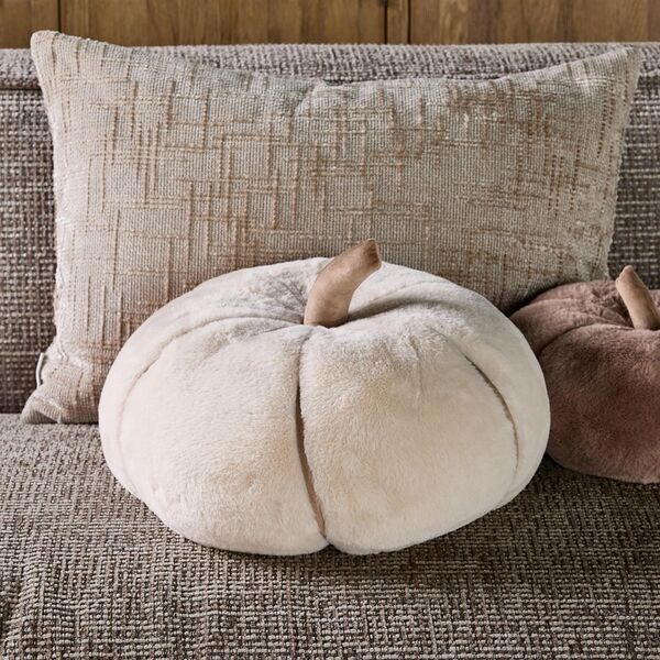 Pumpkin faux fur box pillow L