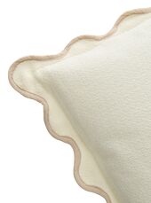 Cushion scalloped 45x45, white/beige