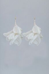 Flowy earrings, beige w gold
