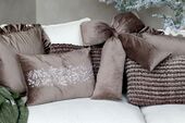 Aix pillowcase with frilled edge 45x45, mocca