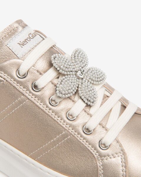 Leather sneakers with flower, Saturn