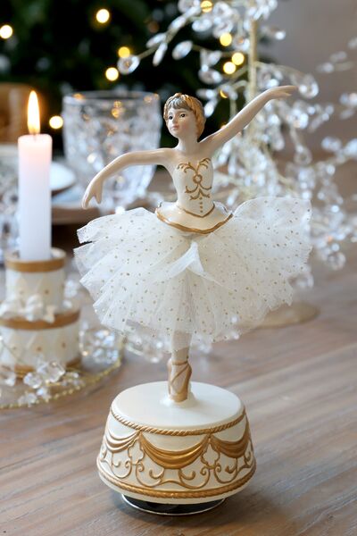 Noël ballerina with carousel, antique white