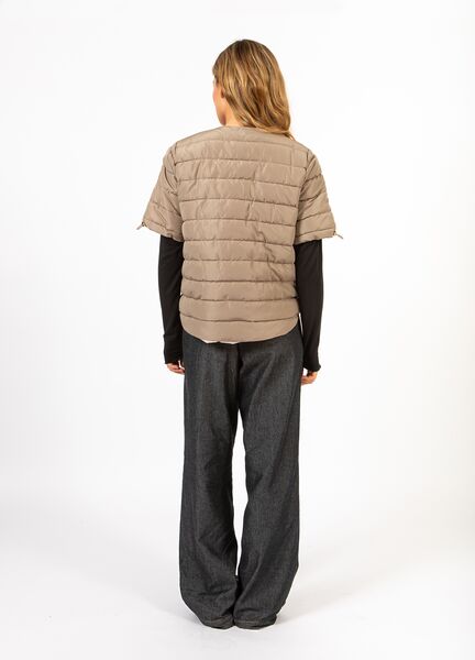Asta quilted short sleeved jacket, sand