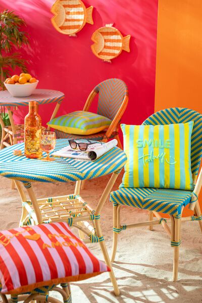 Cushion striped 45x45, bisous