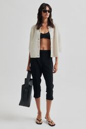 Capris trousers, black