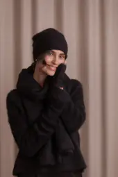 Alleine alpaca blend wrist warmers, black