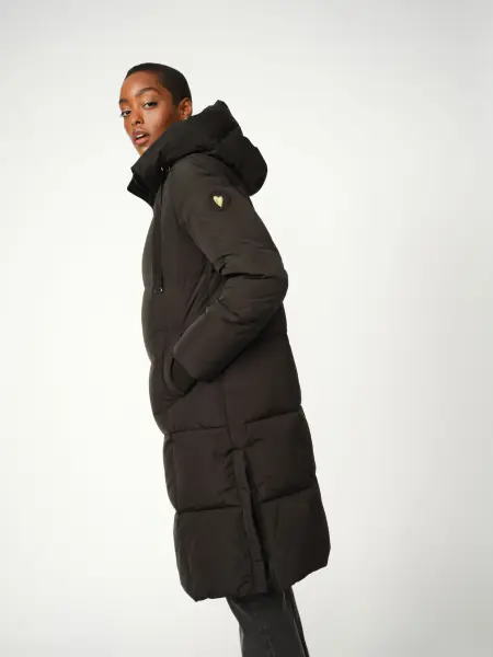Nova square down coat, black