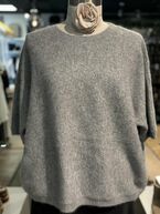 Mix raccoon short sleeve pullover, husky grey