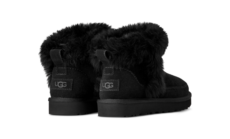 Classic ultra mini chalet, black