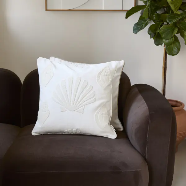 Sandy shell pillow 50x50
