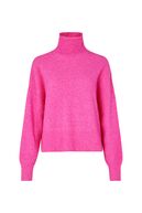Nola turtleneck, fuchsia fedora