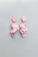 Leaf earrings, light pink