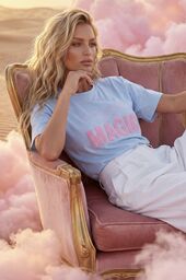 I want magic t-shirt, blue