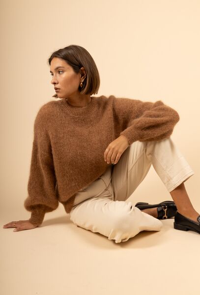 Roundneck mohair sweater, camel