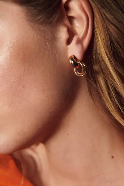 Claude earrings, gold