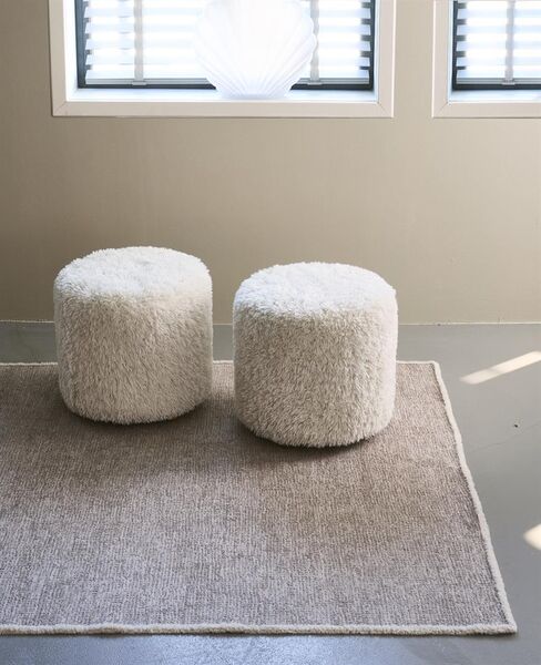 Bovery footstool, white lion