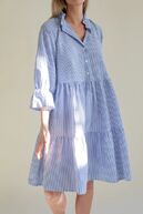 Ruffled dress, stripe