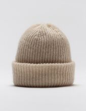 Adalyn beanie, full cream