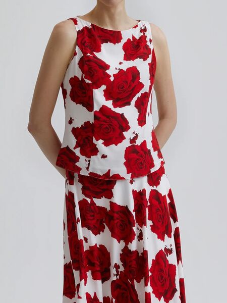 Armanda toppi, valkoinen ruusu