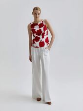 Armanda toppi, valkoinen ruusu