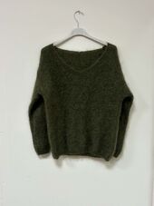 V-neck mohair knit, khaki