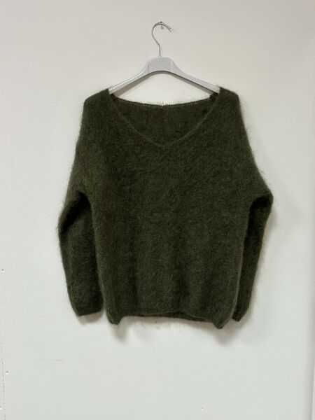 V-neck mohair knit, khaki