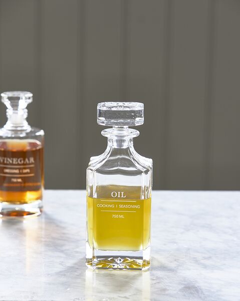 Amailloux oil bottle