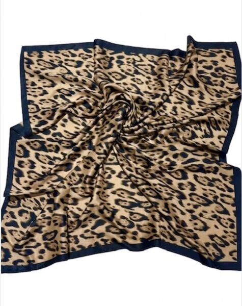 Square scarf 90x90, brown leo