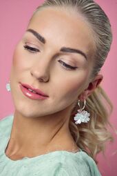 Blossom earrings, silver