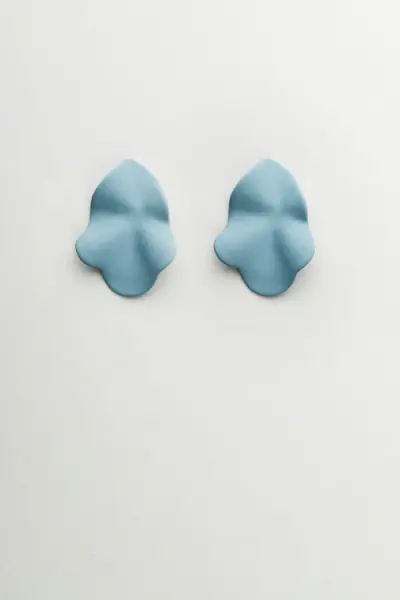 Lip earrings S, light blue