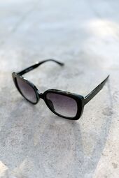Sunglasses, black