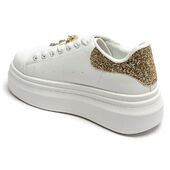 Sneakers with charms, gold