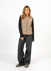 Asta quilted vest, sand