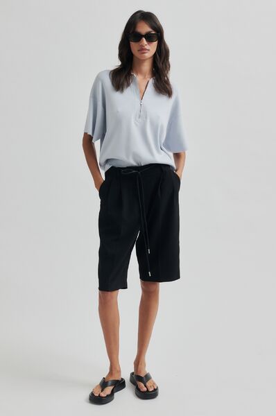 Fique string shorts, black