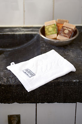 SPA SPECIALS WASH CLOTH PURE WHITE