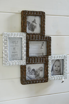 RUSTIC RATTAN PHOTO FRAME COLLAGE