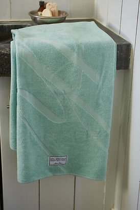 SPA SPECIALS BATH TOWEL 140X70 JADE